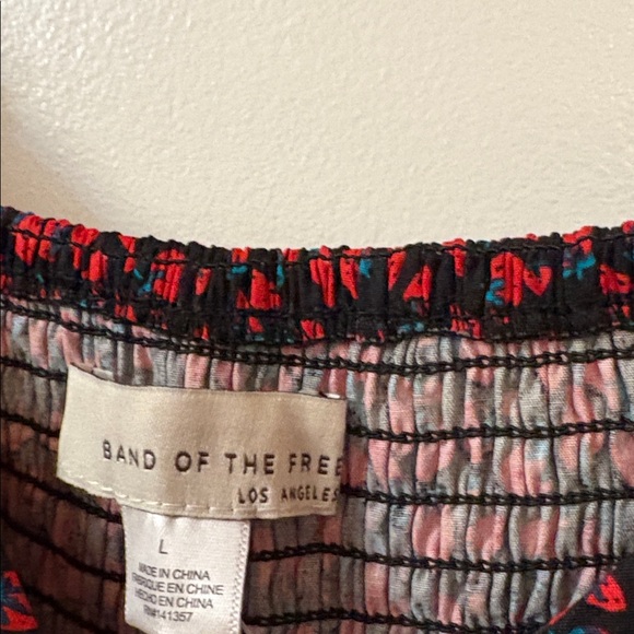 Stylish Women's Top in Classic Brown - Picture 2 of 8